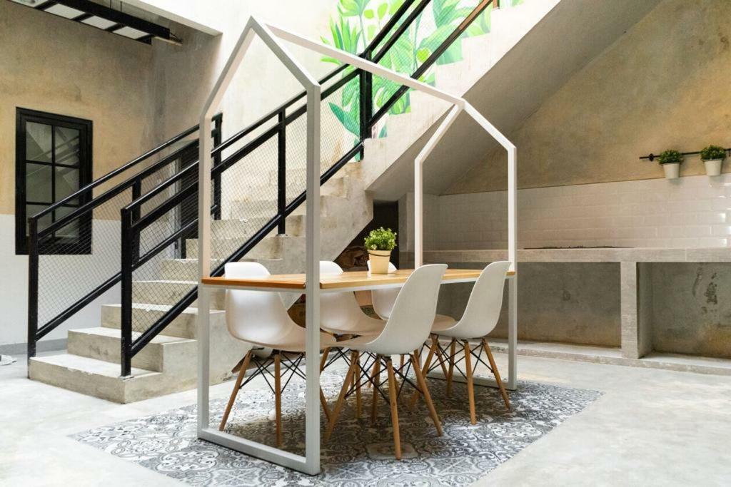 Fybed Semarang Exterior foto